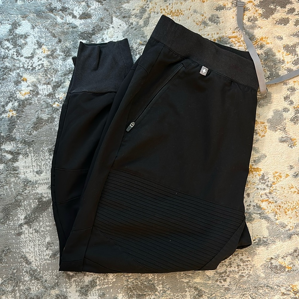 Black moto joggers figs